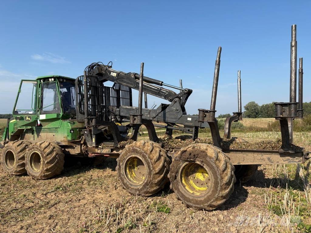 John Deere 1110G Μεταφορείς ξυλείας
