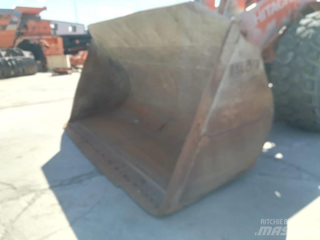 Hitachi ZW 370-6 Φορτωτές με λάστιχα (Τροχοφόροι)