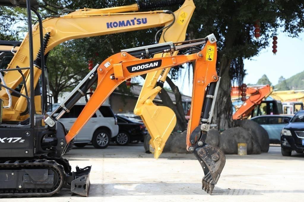 Doosan DX 17 Εκσκαφείς με ερπύστριες