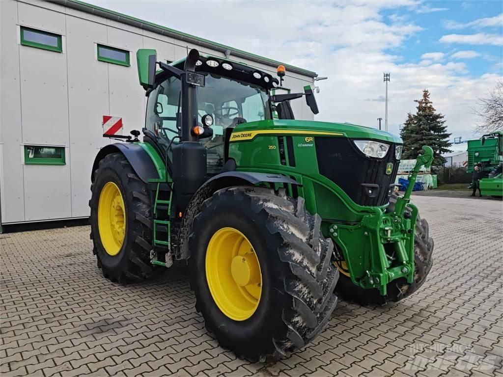 John Deere 6R 250 Τρακτέρ