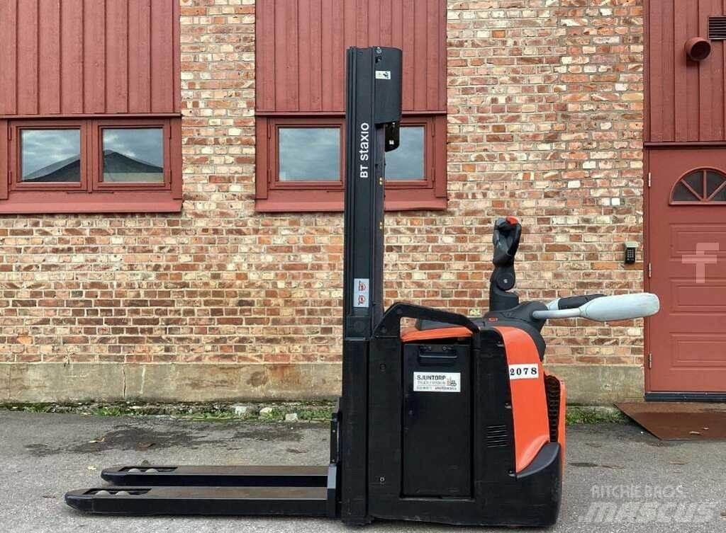 BT SPE 120 L Παλετοφόρα πεζού χειριστή με ιστό