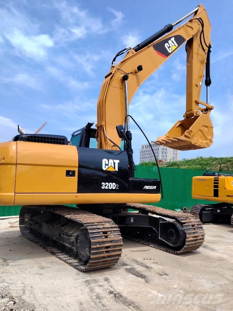 CAT 320D2 Εκσκαφείς με ερπύστριες