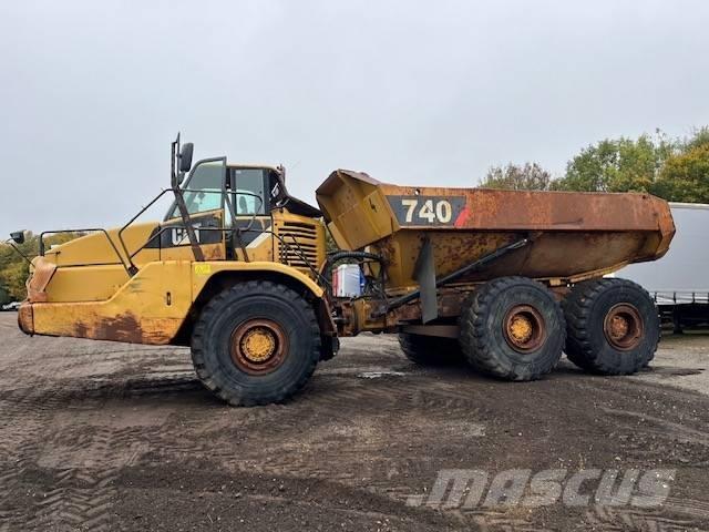 CAT 740 Σπαστό Dump Truck ADT