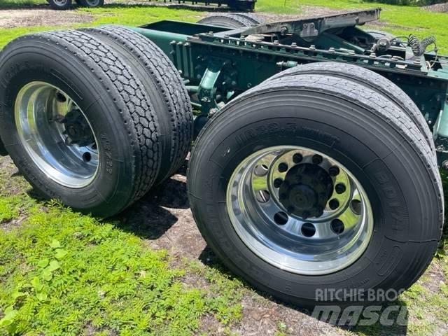 Mack CXU613 Pinnacle Τράκτορες