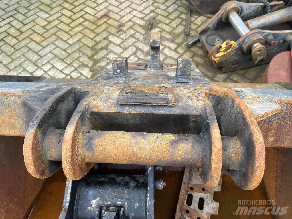 Engcon EC 233 Περιστροφείς