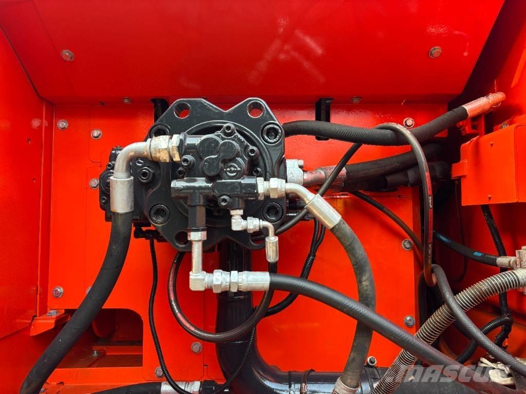 Doosan DX300LC-9C Εκσκαφείς με ερπύστριες