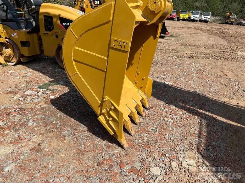 CAT 320 B L Εκσκαφείς με ερπύστριες
