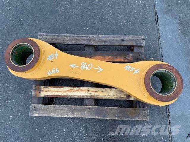 CNH BUCKET LINK Κουβάδες