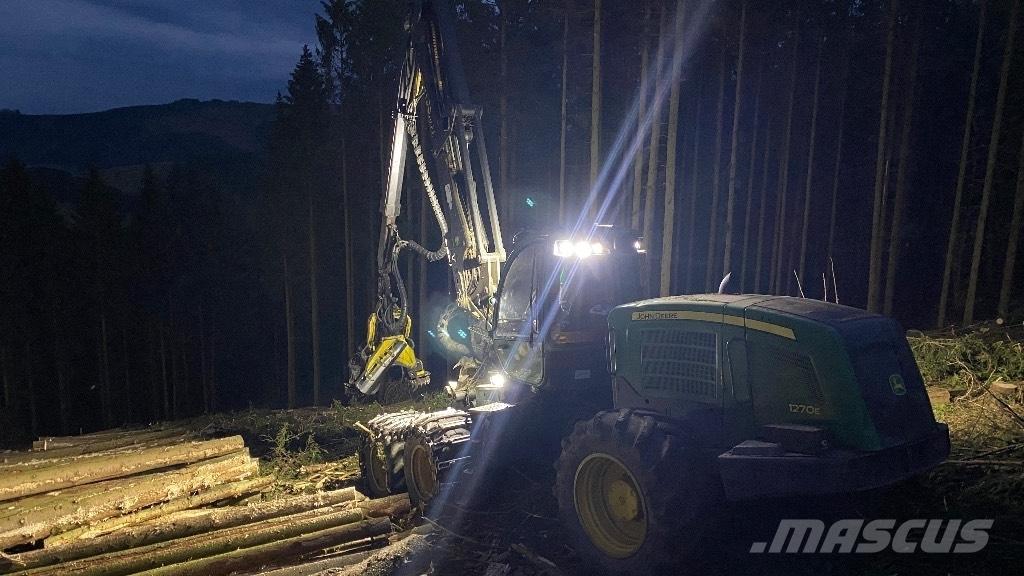 John Deere 1270 E Θεριζοαλωνιστικές μηχανές