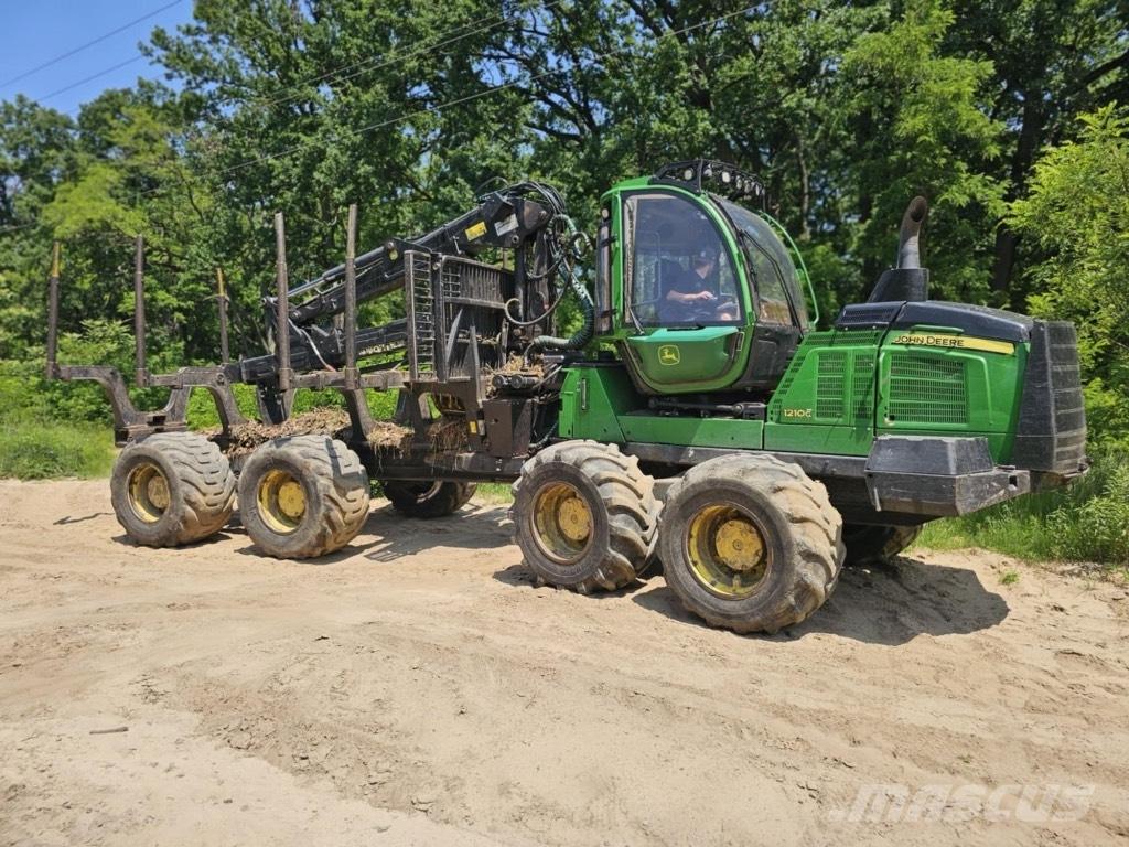 John Deere 1210 G Θεριζοαλωνιστικές μηχανές