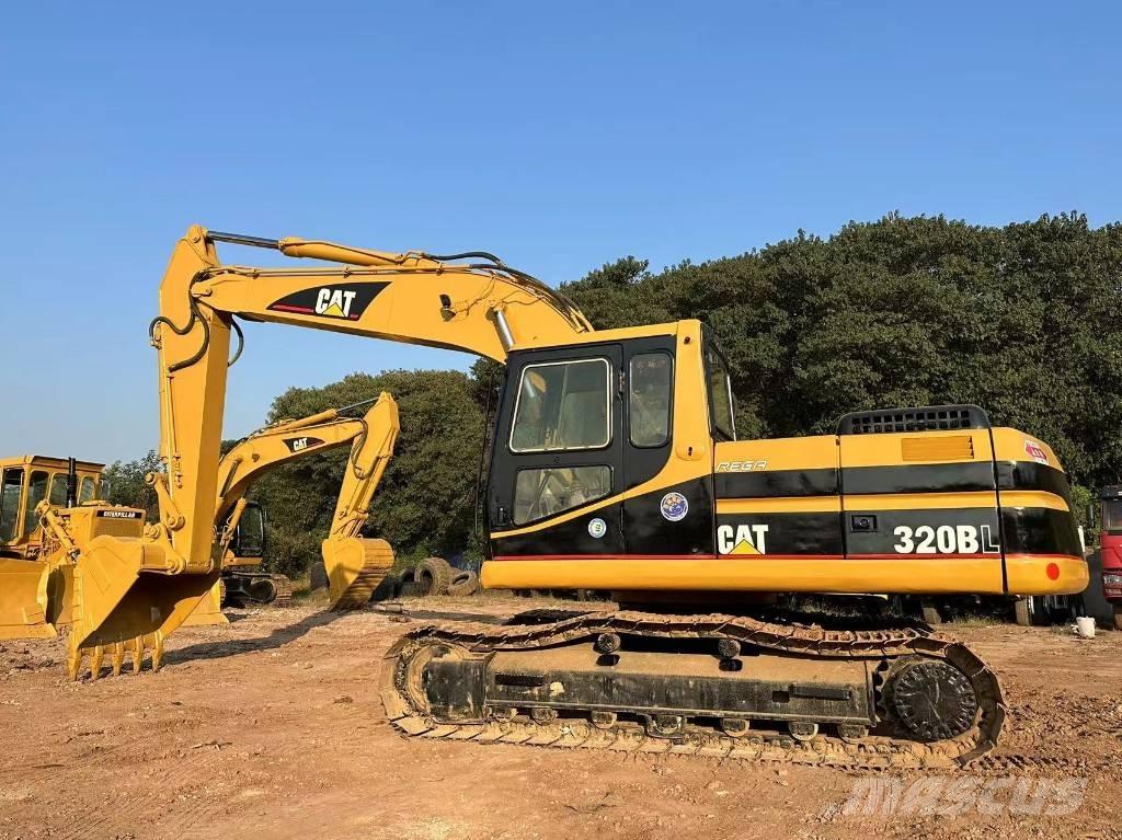 CAT 320 B L Εκσκαφείς με ερπύστριες