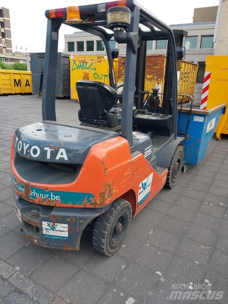 Toyota 8 FDF 25 Πετρελαιοκίνητα Κλαρκ