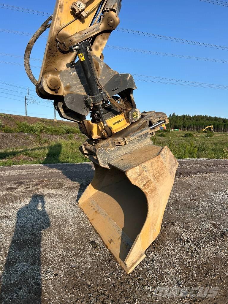 CAT 335 Εκσκαφείς με ερπύστριες