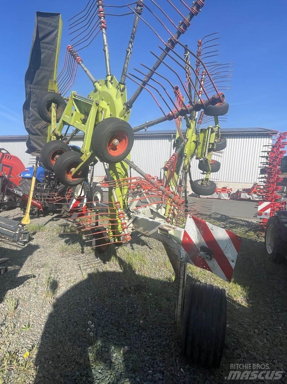 CLAAS LINER 1550 Αναμοχλευτήρες