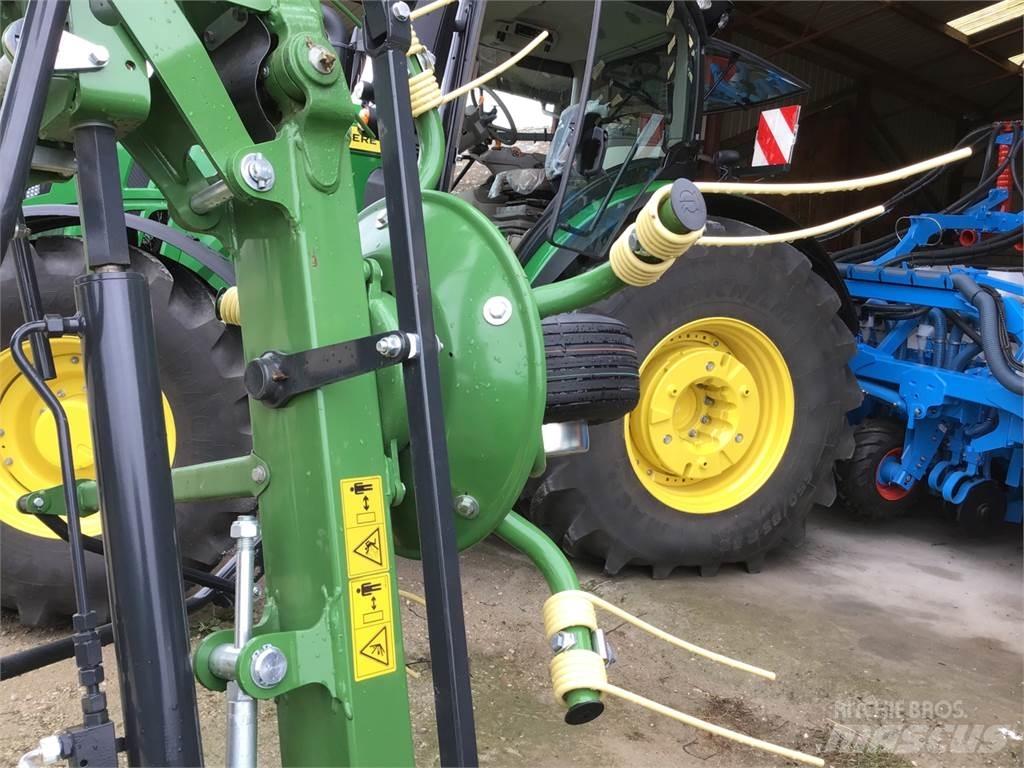 Krone Vendro 820 Τσουγκράνες και χορτοξηραντικές μηχανές