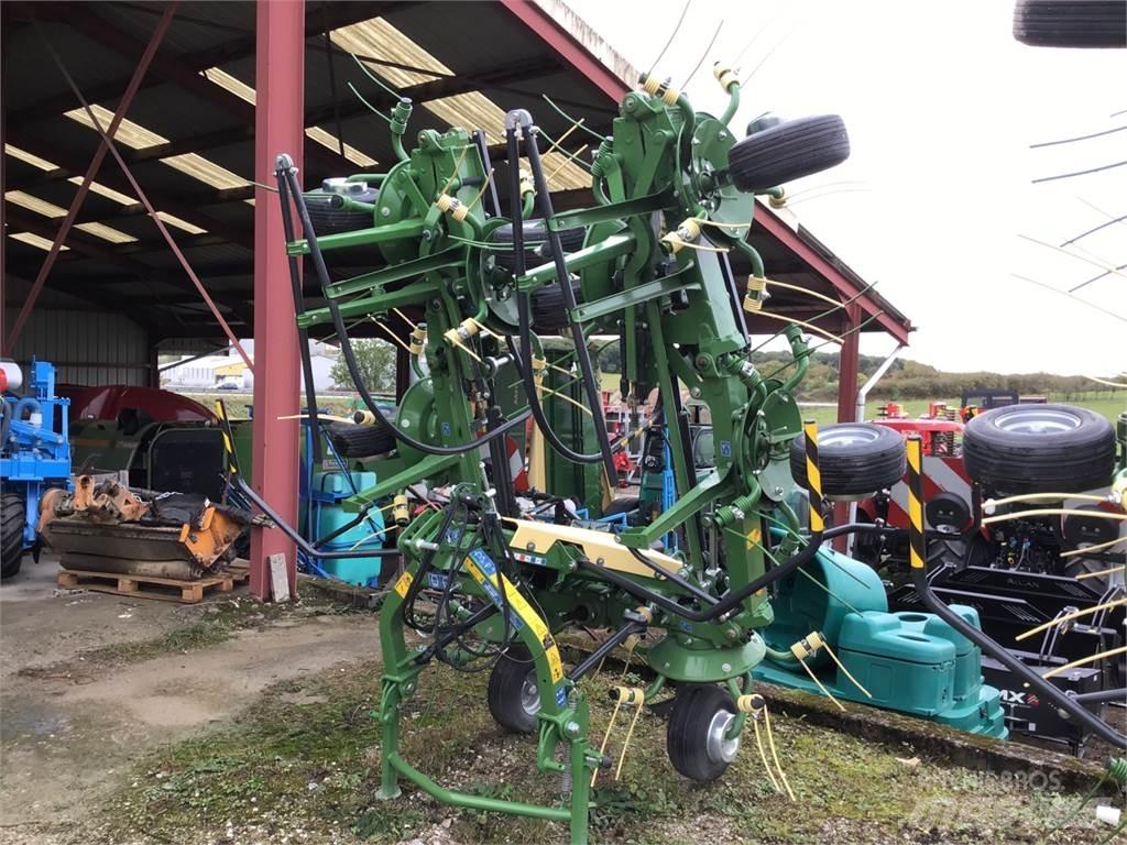 Krone Vendro 820 Τσουγκράνες και χορτοξηραντικές μηχανές