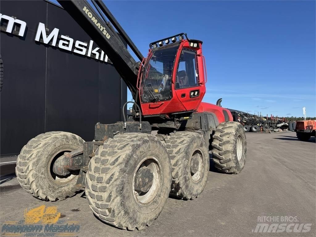 Komatsu 951 Θεριζοαλωνιστικές μηχανές