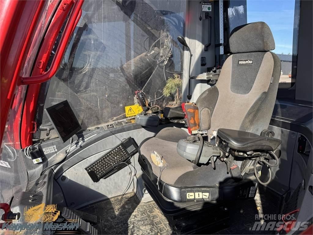 Komatsu 951 Θεριζοαλωνιστικές μηχανές
