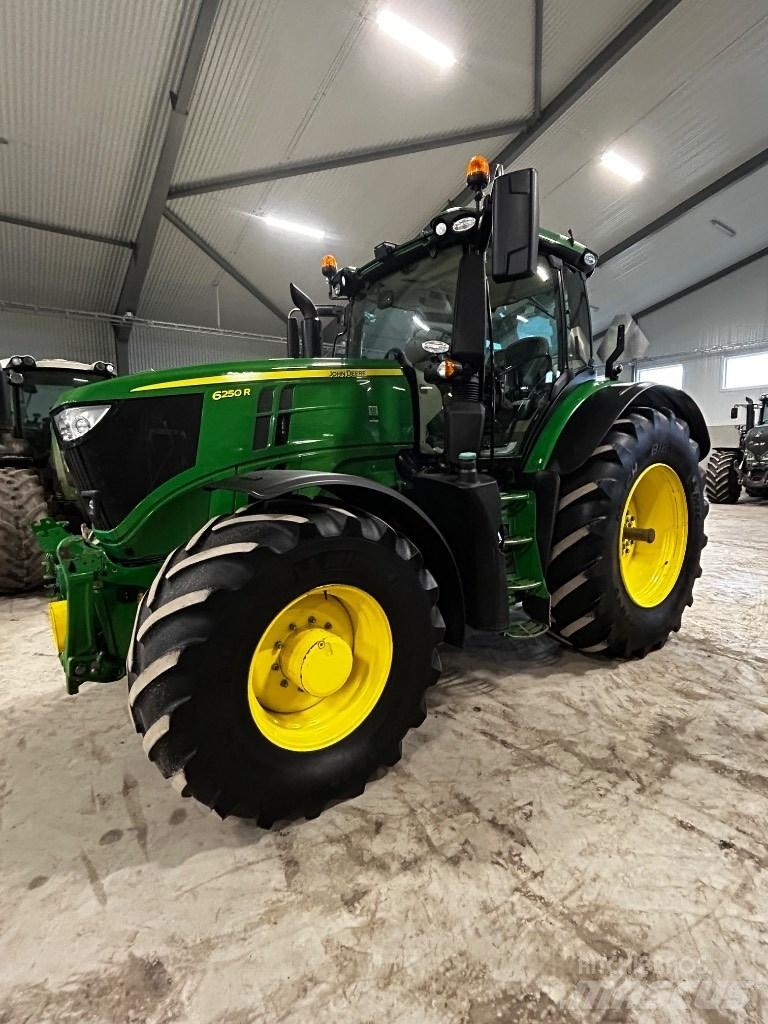 John Deere 6250r Τρακτέρ