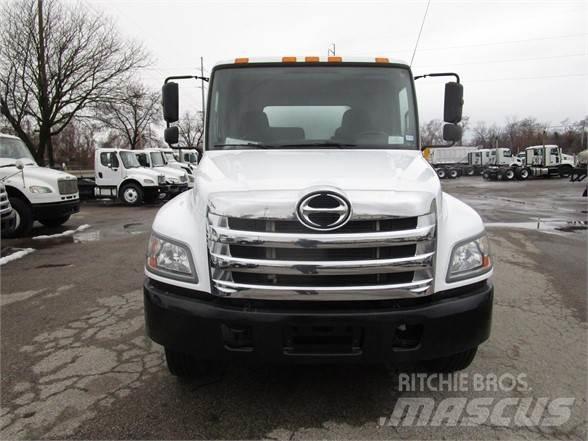 Hino 338 Αποφρακτικά οχήματα
