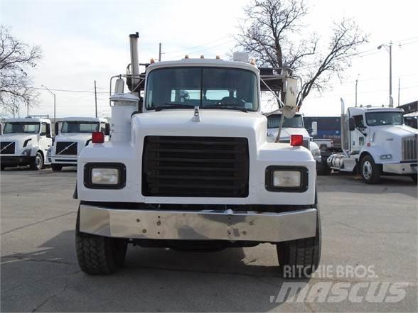 Mack RD600 Φορτηγά ανατροπή με γάντζο