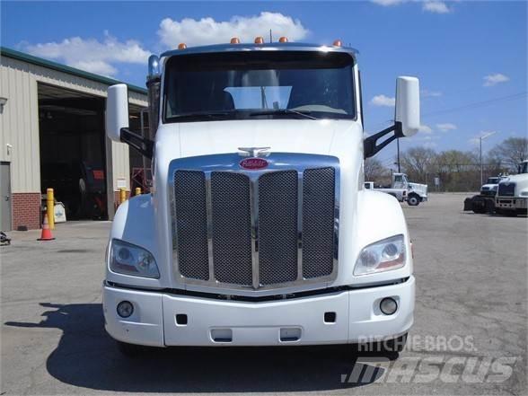 Peterbilt 579 Τράκτορες