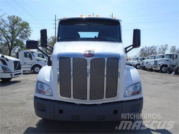 Peterbilt 579 Τράκτορες