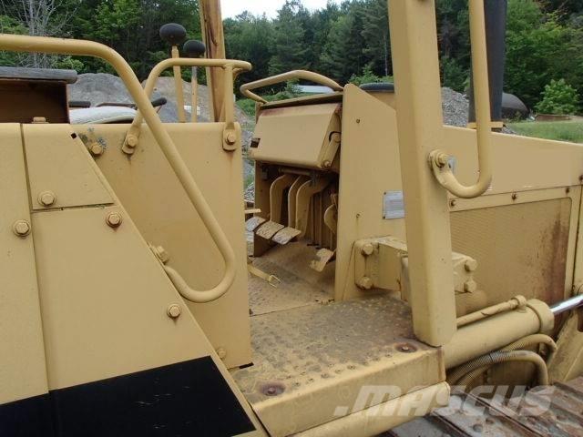CAT D 3 C Μπουλντόζες με ερπύστριες