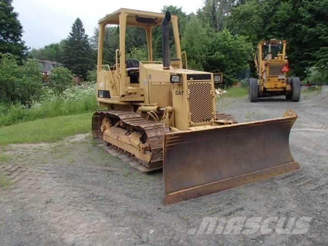 CAT D 3 C Μπουλντόζες με ερπύστριες