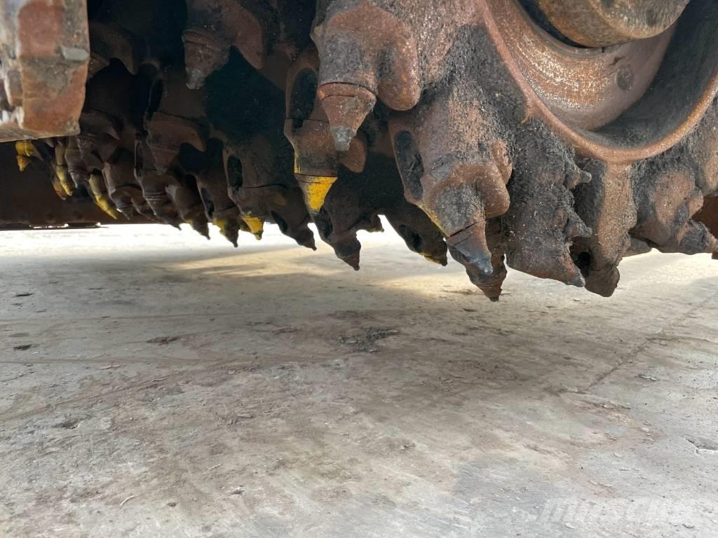 Wirtgen W 210 Επεξεργασίας επίστρωσης ασφάλτου