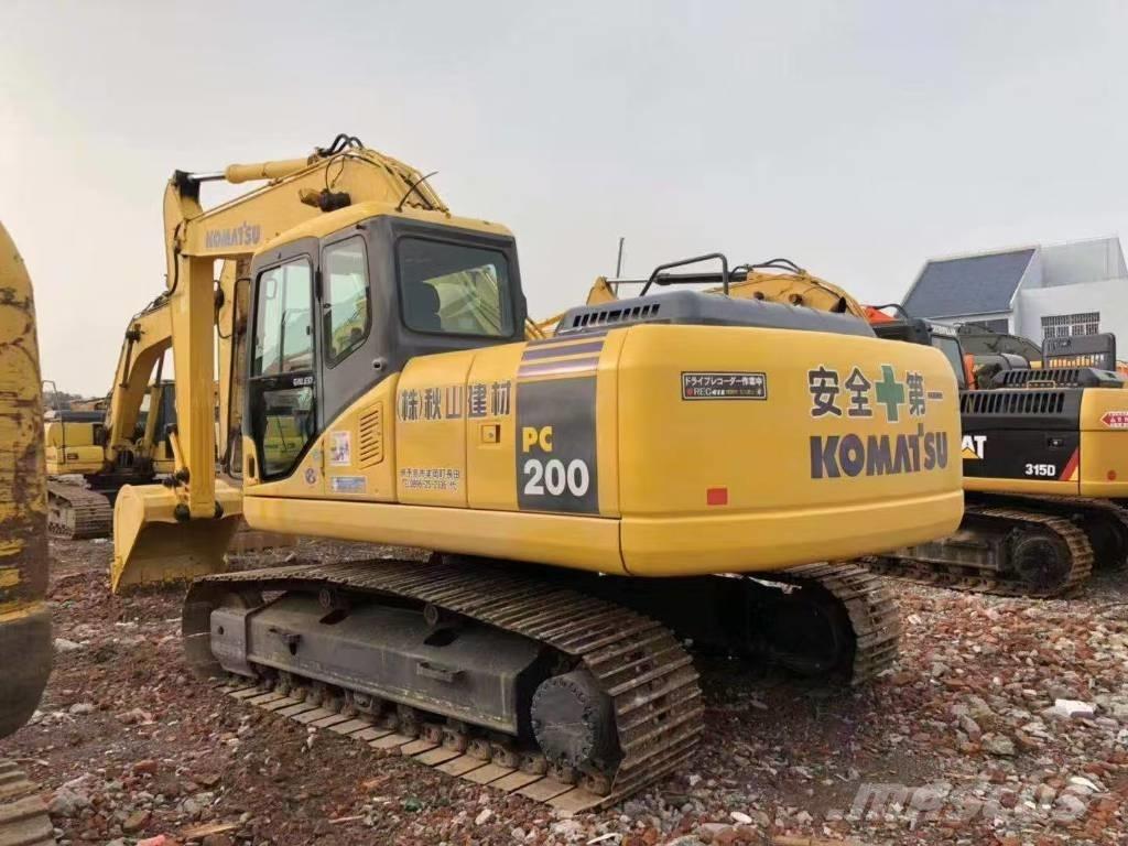 Komatsu 200-7 Εκσκαφείς με ερπύστριες