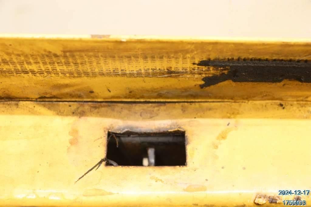 Ljungby L 12 Καμπίνες και εσωτερικό