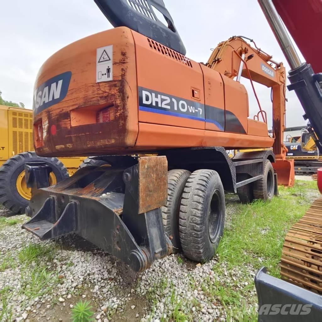 Doosan DH 210 W-7 Εκσκαφείς με τροχούς - λάστιχα
