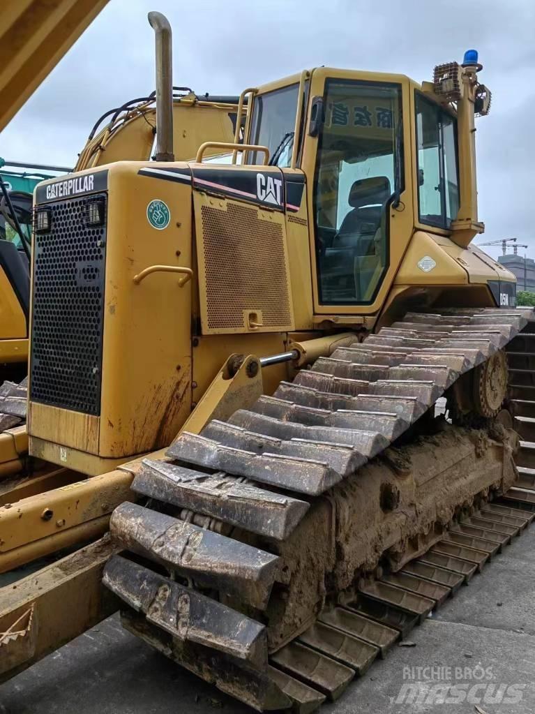 CAT D5N Μπουλντόζες με ερπύστριες