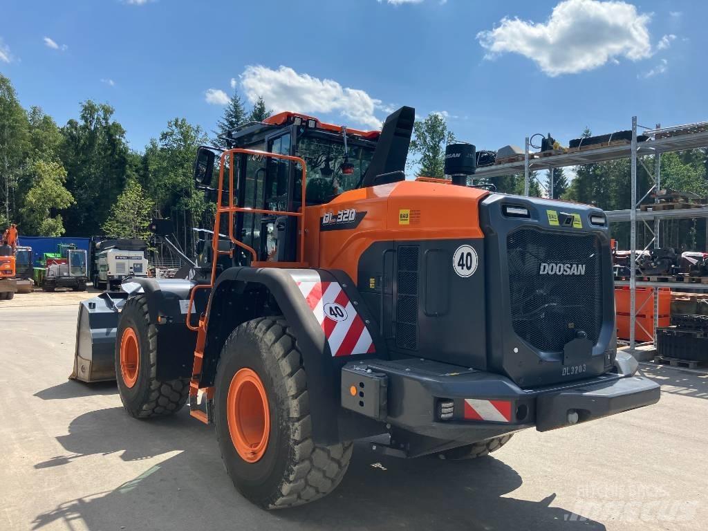 Doosan DL 320-7 Φορτωτές με λάστιχα (Τροχοφόροι)