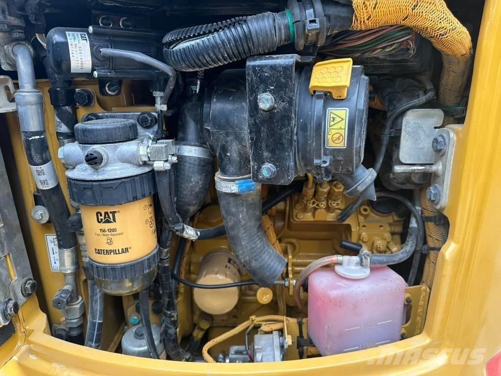 CAT 302 Εκσκαφάκι (διαβολάκι) < 7t