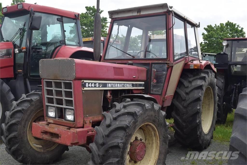 Case IH 844 A/S Τρακτέρ