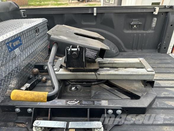  PULLRITE 2900 Ελαστικά και ζάντες