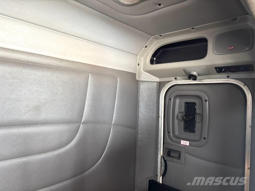 Peterbilt 389 Τράκτορες