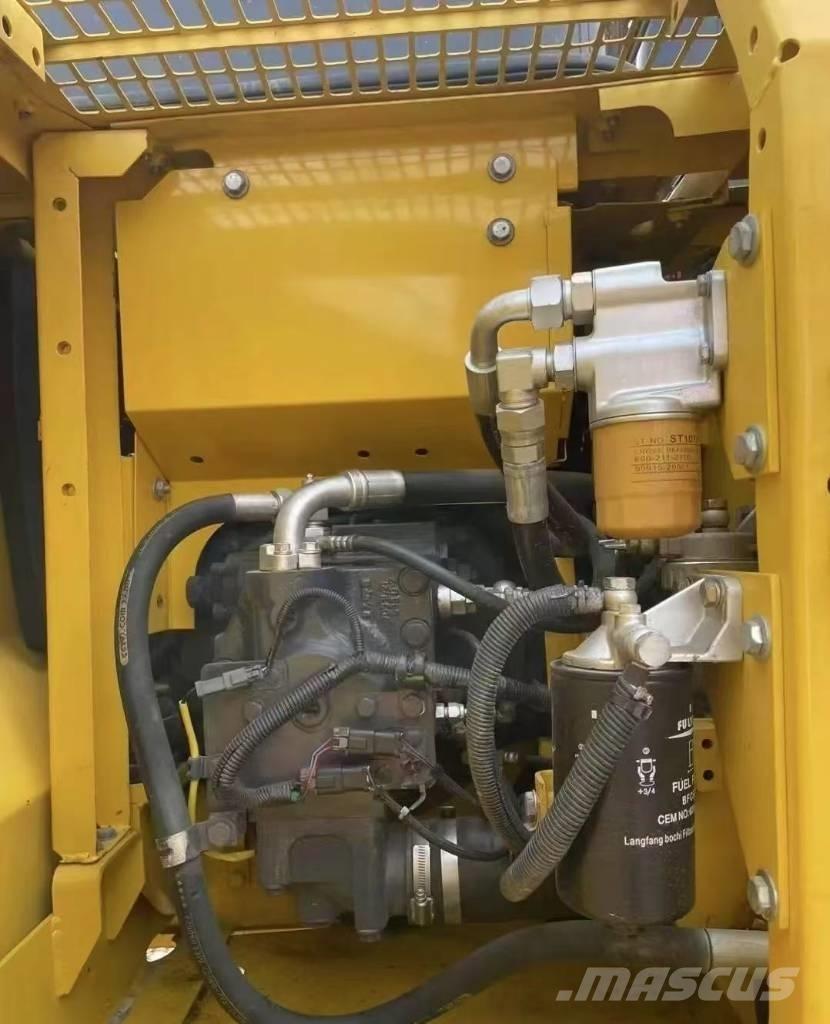 Komatsu PC 130 Εκσκαφείς με ερπύστριες