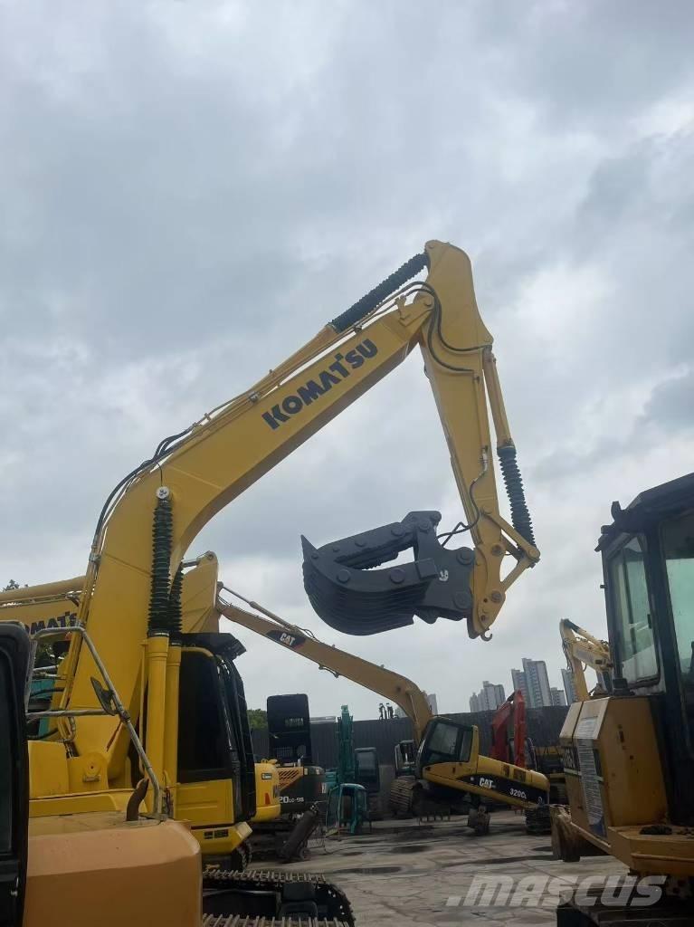 Komatsu PC 240 Εκσκαφείς με ερπύστριες