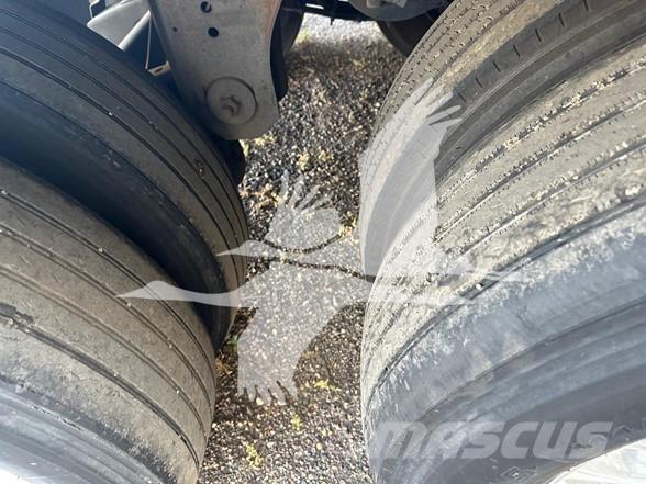 Utility 3000R Ημιρυμούλκες ψυγείο