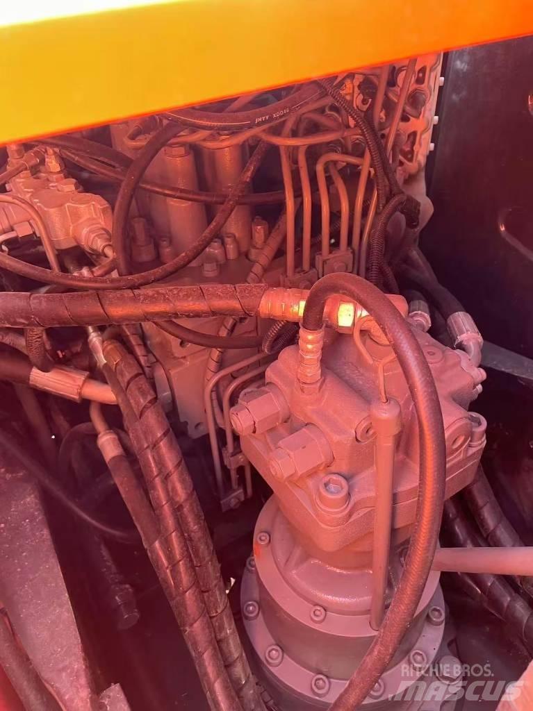 Hitachi 120 Εκσκαφείς με ερπύστριες