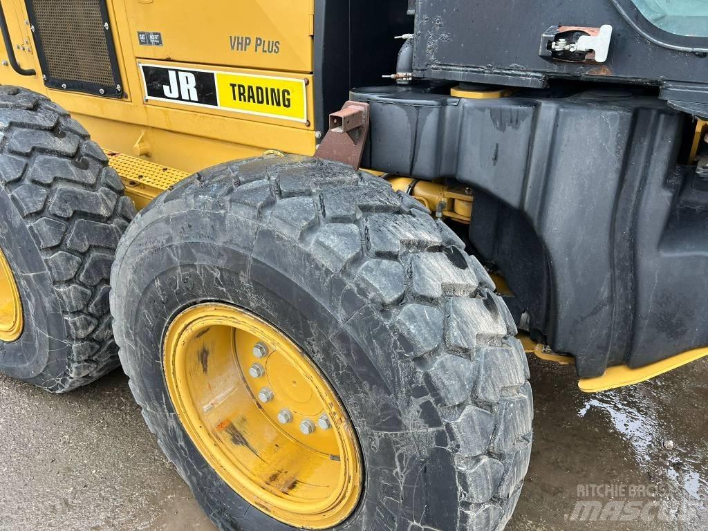 CAT 140 M AWD Γκρέιντερς