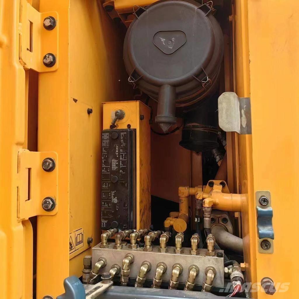 Hyundai 210-9 Εκσκαφείς με τροχούς - λάστιχα