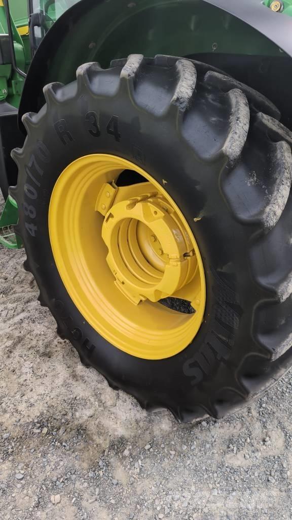 John Deere 5115R Τρακτέρ