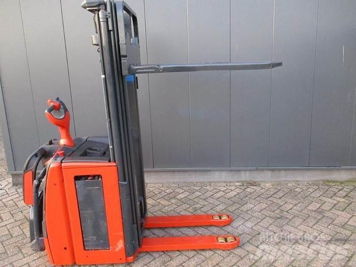 Linde L14 AP Παλετοφόρα πεζού χειριστή με ιστό
