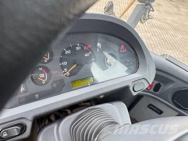 Komatsu WA 320 Φορτωτές με λάστιχα (Τροχοφόροι)