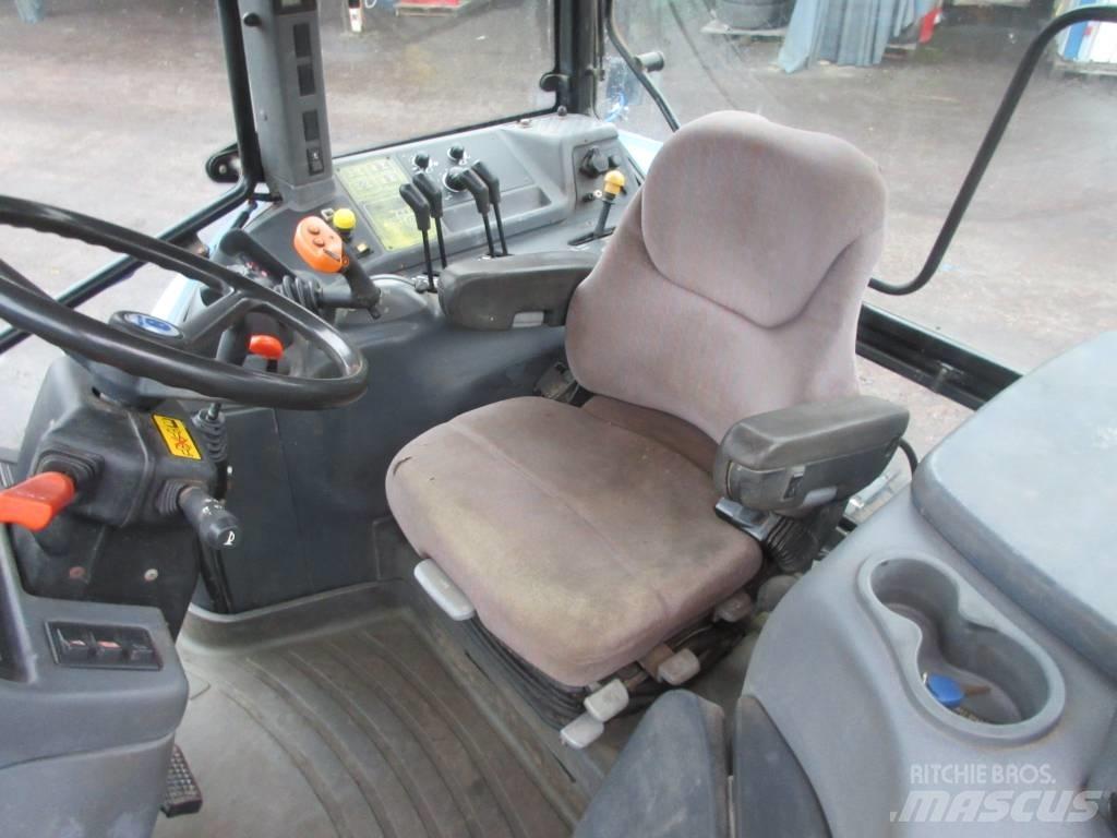 New Holland TM 120 Τρακτέρ