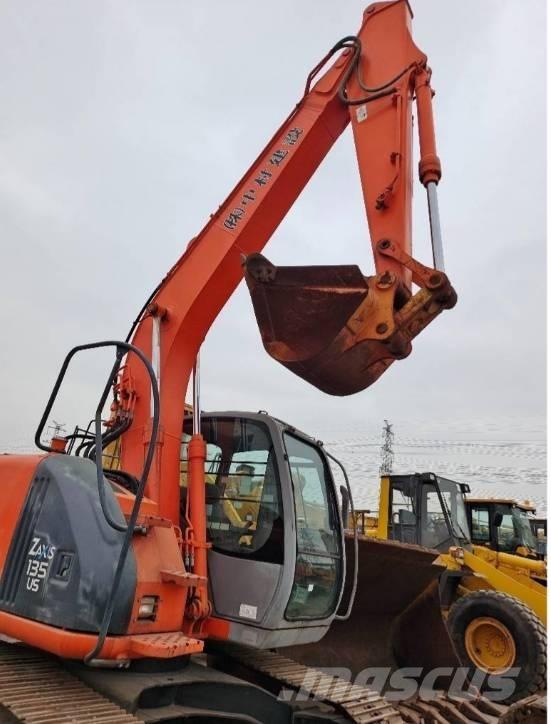 Hitachi ZX 135 US Εκσκαφείς με ερπύστριες